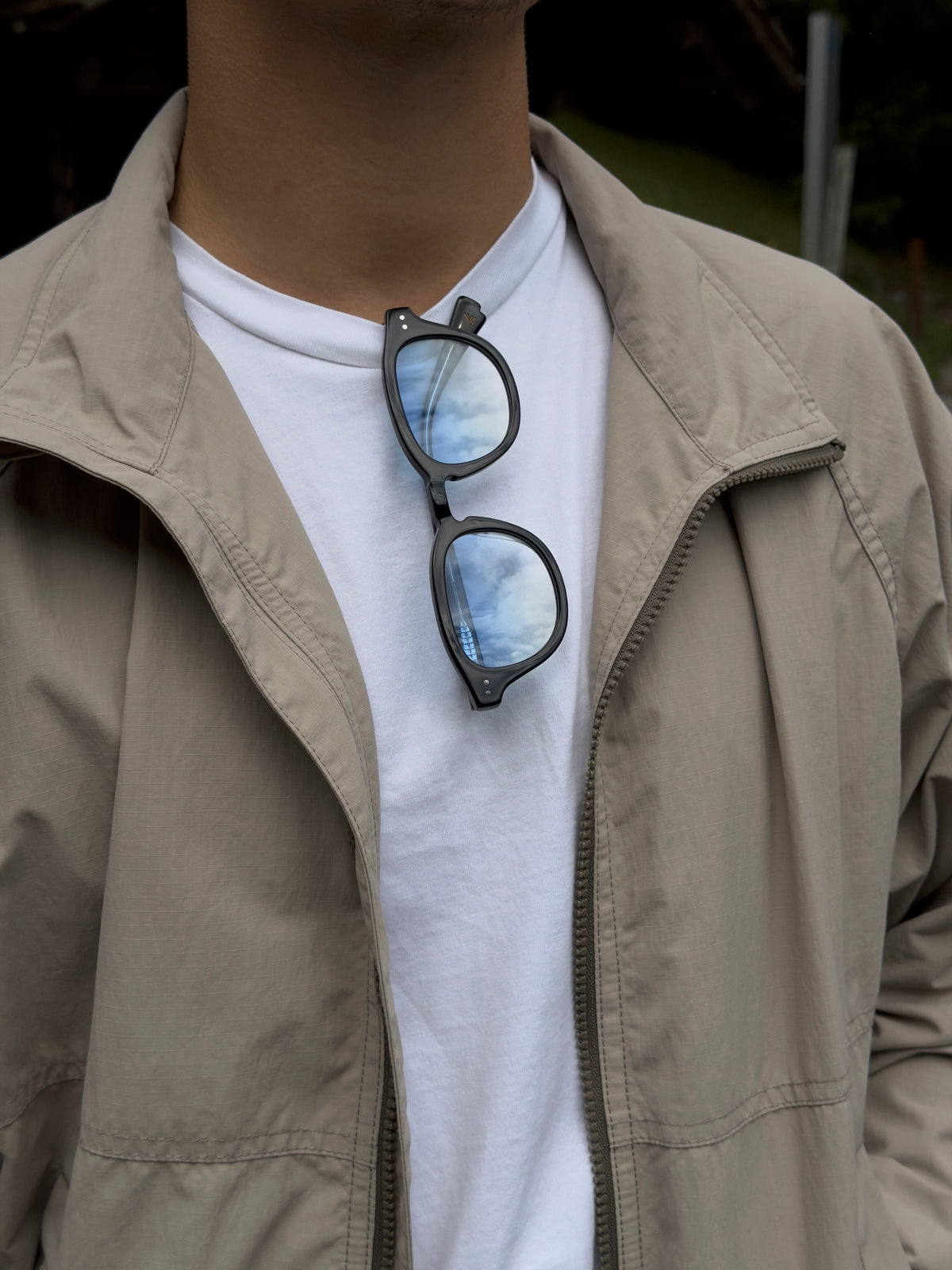 VARO · BLUE